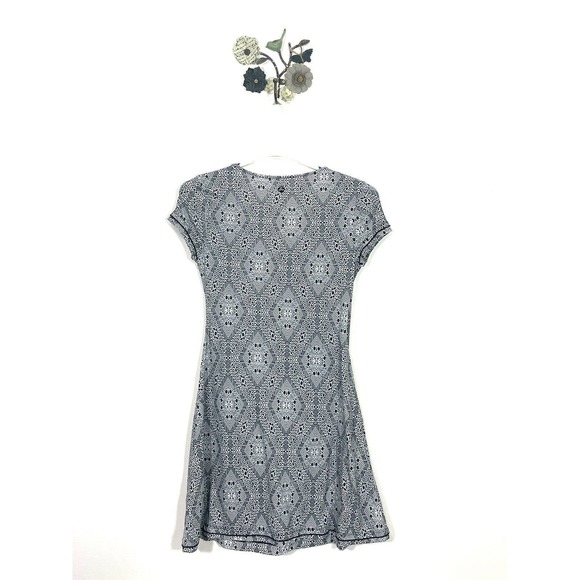 Prana Victoria Faux Wrap Dress Short Sleeve V-Neck Size Medium Black White - Picture 5 of 10